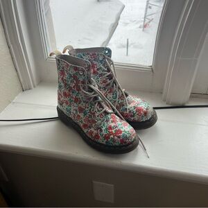Dr Martens Pascal Floral Lace-Up Boots US 7 UK 5